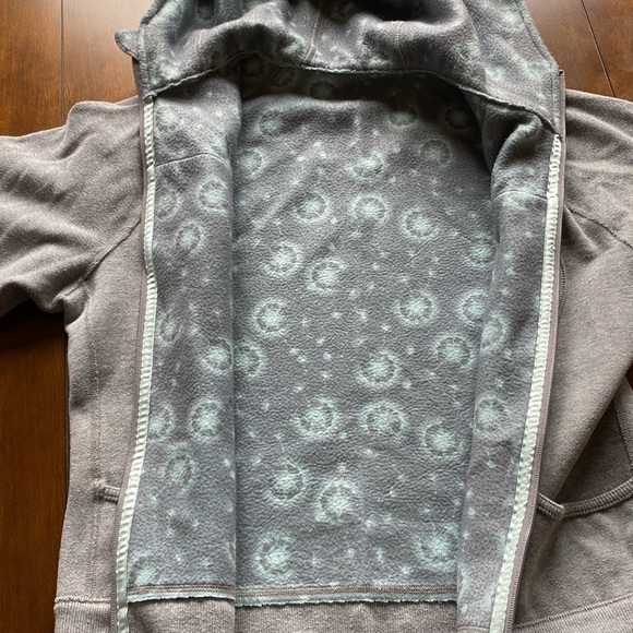 Vintage Cozy LULULEMON Grey Patterned Fleece Inside ‘Scuba’ Hoodie Size Medium - Picture 7 of 10